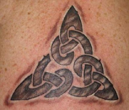 Celtic Knot Triangel Tattoo Pic